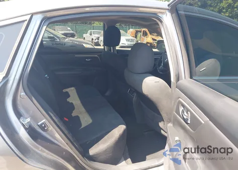 2015 Nissan Altima 2.5 Sv из США, поврежденный, VIN 1N4AL3AP7FC586265